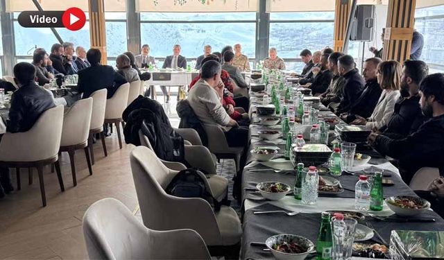 Hakkari’de 10 Ocak Çalışan Gazeteciler Günü kutlandı