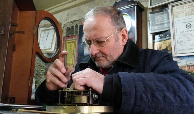 Yarım asırdır zamana ince ayar veriyor