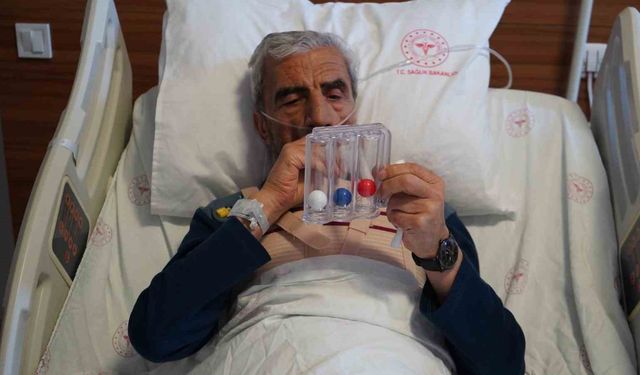 Van’da ileri düzey aort cerrahisiyle hasta hayata tutundu