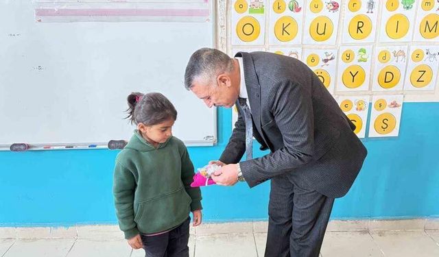 Patnos’ta öğretmenlerden örnek dayanışma