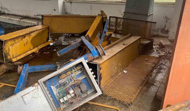 Faal olmayan Su Temin Projesi Tesisine girip 6 milyon liralık malzeme çaldılar