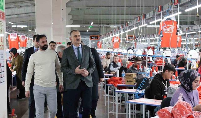 Ağrı’da Tekstilkent’ten istihdama bin 417 kişilik katkı