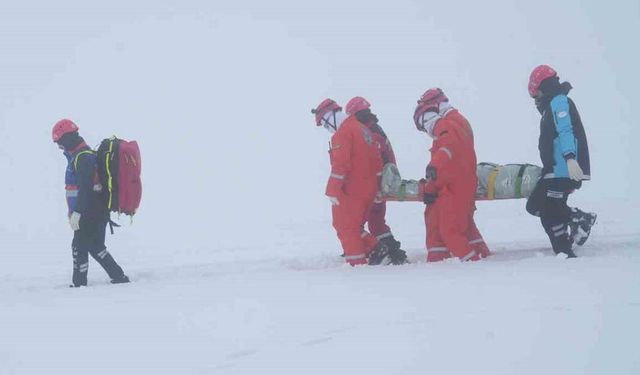 Muş’ta 2 bin 600 rakımda nefes kesen çığ tatbikatı