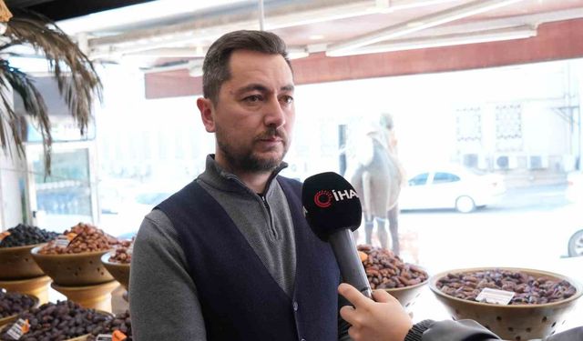 Hurmacı Ahmet Özkan uyardı: "Kudüs hurması adı altında İsrail menşeli ürünler satılmakta"