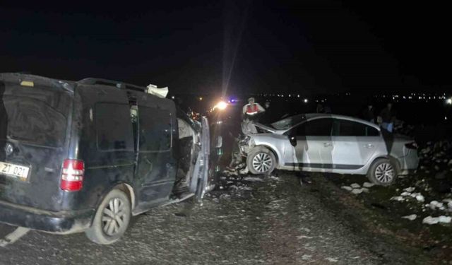 Diyarbakır'da feci kaza: 5 Ölü