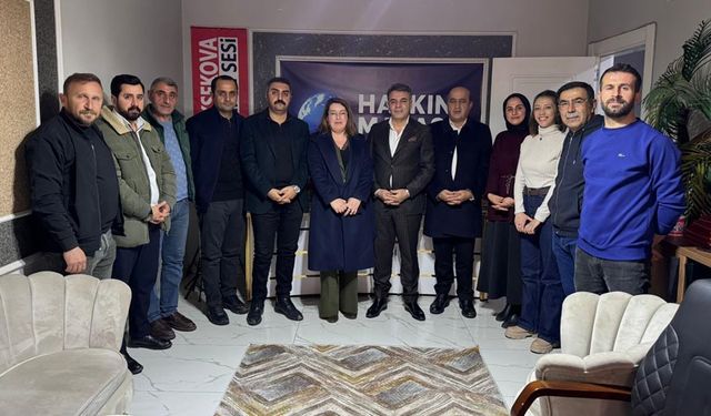 Belediye eş başkanlarından Yüksekova Halkın Sesi'ne ziyaret