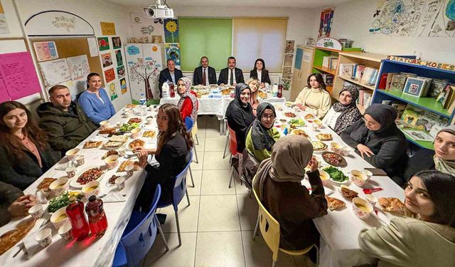 TEGV gönüllüleri ve yöneticiler iftarda buluştu