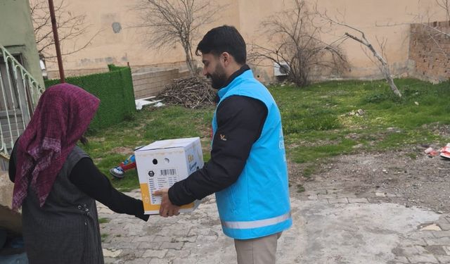 Kahta KYK Öğrencilerinden Ramazan’da gönüllere dokunan yardım