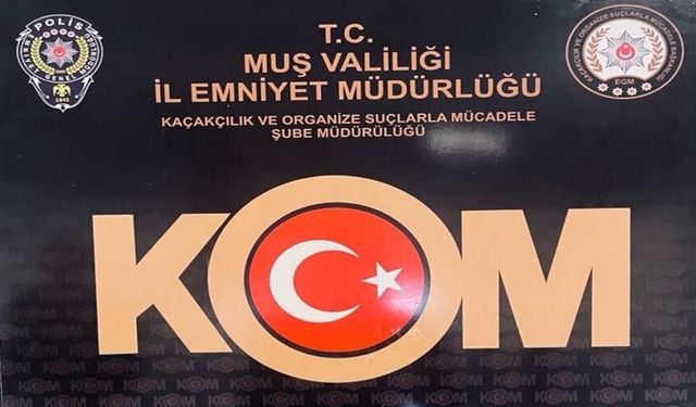 Muş’ta tarihi eser operasyonu: 25 parça ele geçirildi