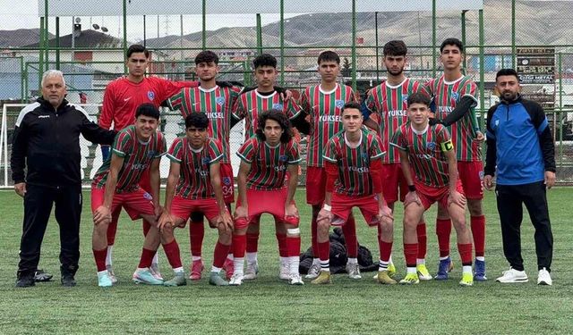 Cizre Dicle Spor, U-16 Türkiye Şampiyonasında şampiyon oldu