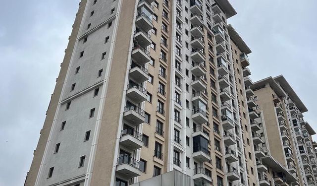 Esenler’de sitedeki silahlı kavgada 19 yaşındaki genç hayatını kaybetti