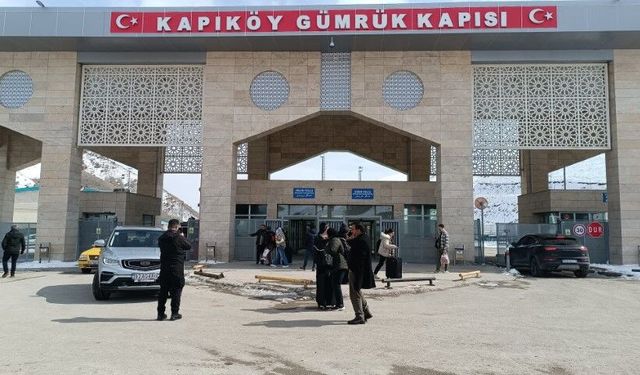 Savaş sonrası İranlılar ülkelerine dönüyor