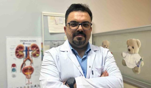 Üroloji Uzmanı Dr. Şığva: "Taş hastalığı böbrek kaybına yol açıyor"