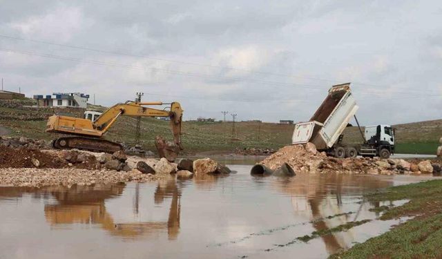 Viranşehir’de selin yaraları sarılıyor