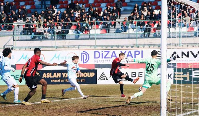 Vanspor evinde galip geldi