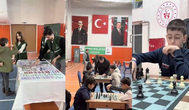 Yeşilay Haftası’nda Hakkarili Gençler Satrançta Yarıştı