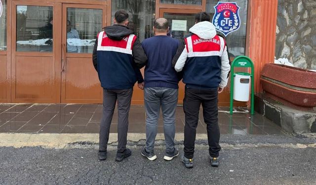 Hakkari’de Uyuşturucu Suçundan Aranan Şahıs Yakalandı