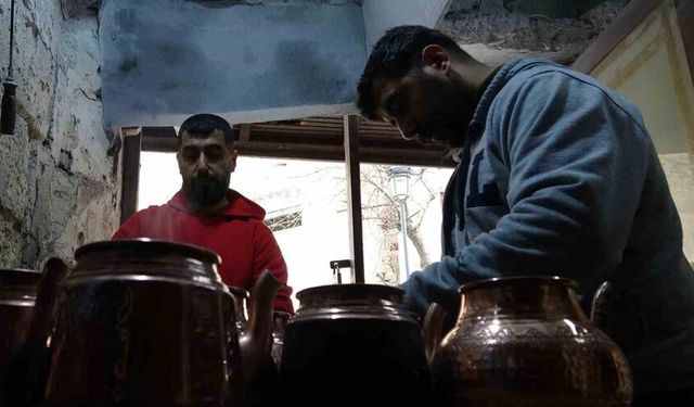 Gaziantep’te kalaycılarin bayram mesaisi