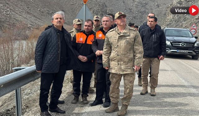Vali Taşyapan, Heyelan Bölgesinde İncelemelerde Bulundu