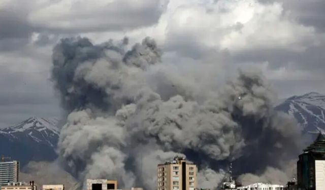 ABD ve İsrail yeni saldırı başlattı! Tahran'da büyük patlama