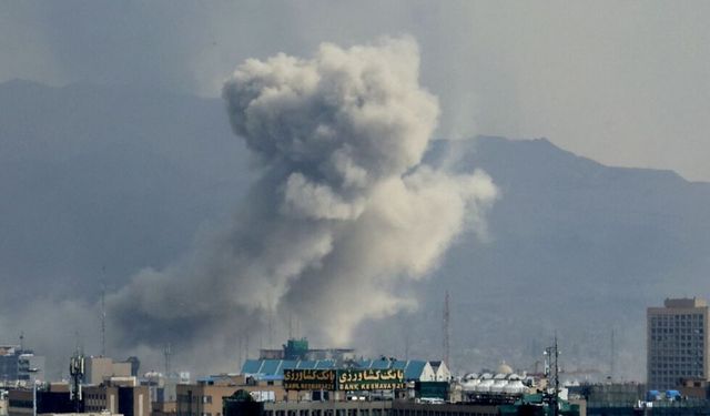 İran’da savaşın bilançosu: 926 ölü, 180 çocuk hayatını kaybetti