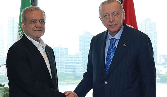 Erdoğan-Pezeşkiyan görüşmesi: İran füze saldırılarını reddetti