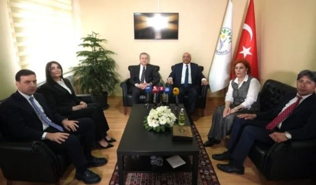 Bayramlaşma ziyaretinde MHP ve DEM Parti süreci görüştü