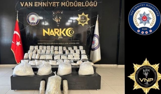 Van’da kamyonette 90 kilo uyuşturucu ele geçirildi