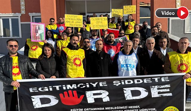 Yüksekova’da Öğretmen Cinayetine Tepki: Milli Eğitim Önüne Beyaz Önlük Bırakıldı
