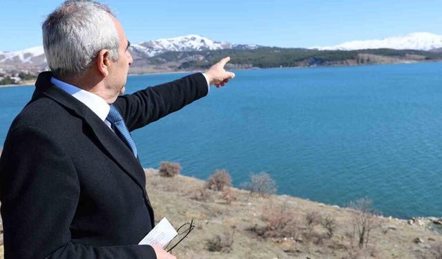 Başkan Bozcan: "Davos’a gitmeye gerek yok Hazar Gölü’ne gidelim"