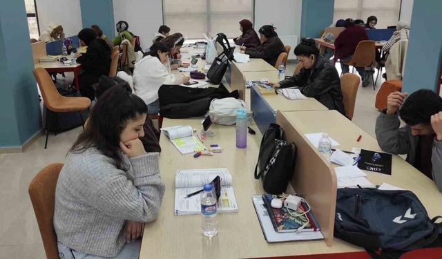 Sason’da yeni kütüphaneye yoğun ilgi