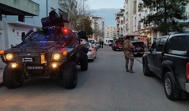 Batman’da aile katliamı: Anne ve ağabeyini öldürdü