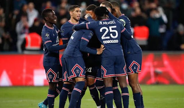 Avrupa şampiyonu PSG, yılın takımı seçildi