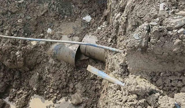 Heyelan içme suyu şebekesini vurdu