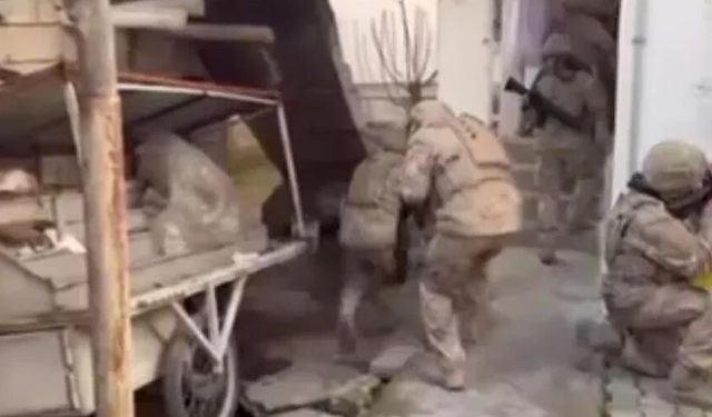 MİT’ten siber suç şebekesine operasyon: 12 kişi gözaltında