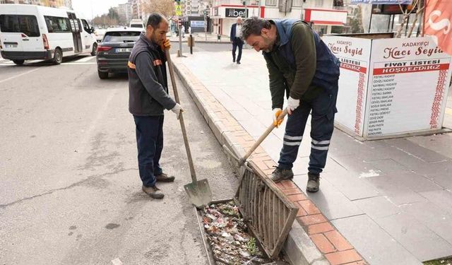Diyarbakır’da mazgallardan 270 ton atık çıktı