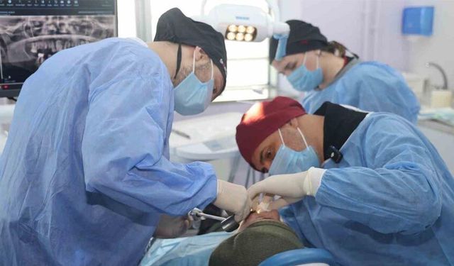 Iğdır Üniversitesi’nde bir ilk: Ağız ve Diş Sağlığı Hastanesi’nde implant tedavisi başladı