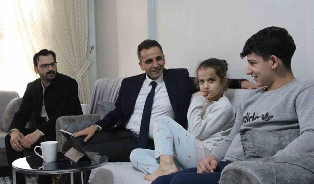 Cizre’de özel öğrencilerin öğrenme yolculuğu evlerinde sürüyor