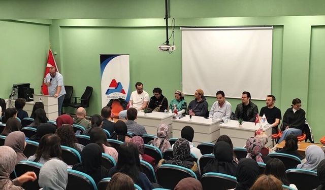 Erzurum Devlet Tiyatrosu oyuncuları doğuda tiyatro yapmayı anlattı