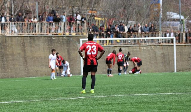 Yüksekova Spor, Galatasaray’ı 2-1 mağlup etti