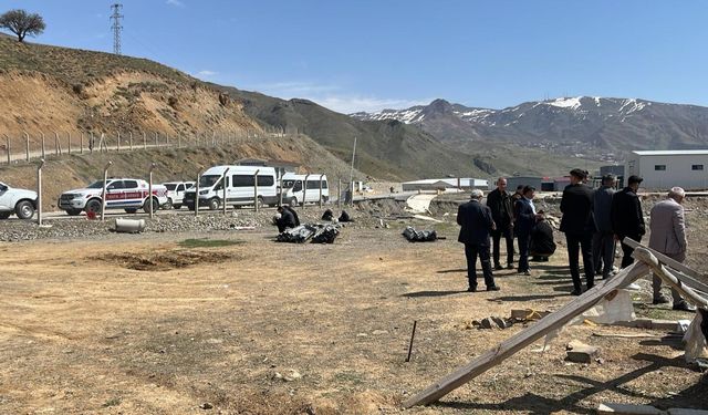 Hakkari-Van karayolu ulaşıma açıldı