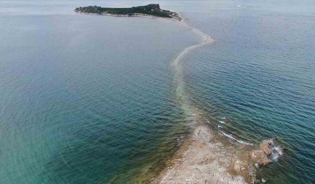 Van Gölü’nün incisi Çarpanak Adası için kritik uyarı