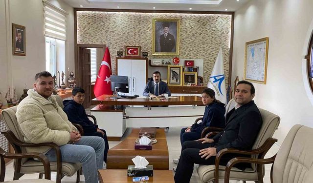 Arpaçaylı öğrencilerden Türkiye finallerinde gururlandıran başarı