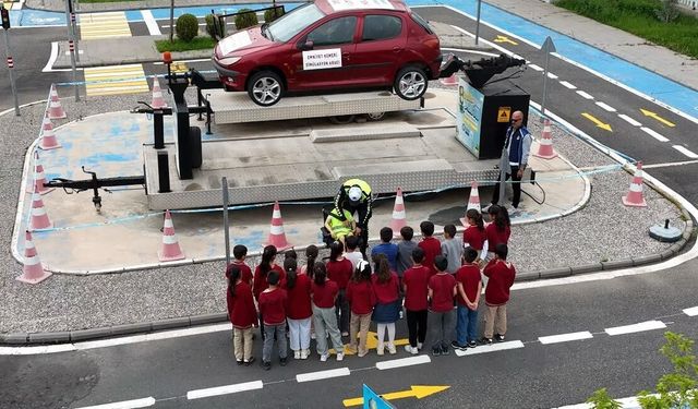 Diyarbakır Emniyetinin trafikteki farkındalık çalışmalarında uygulamalı eğitim