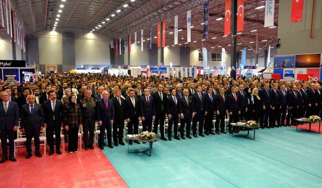 Doğu Anadolu Kariyer Fuarı kapılarını açtı