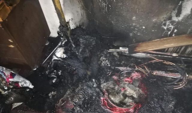 Geçimli’de ev yandı: 9 nüfuslu aile açıkta kaldı