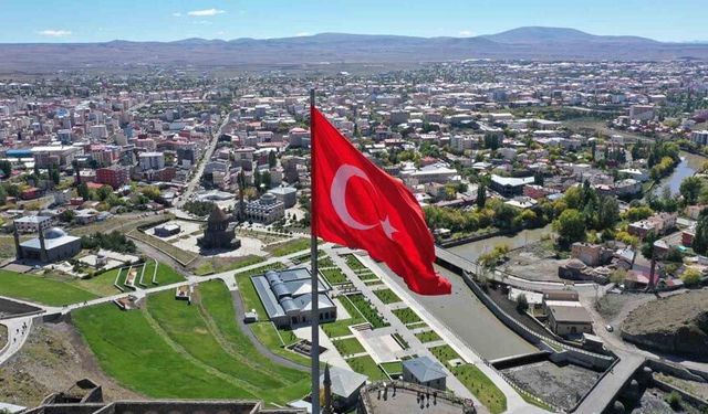 Sınır kenti ama sınırda kaldı! Kars dış ticarette alarm veriyor