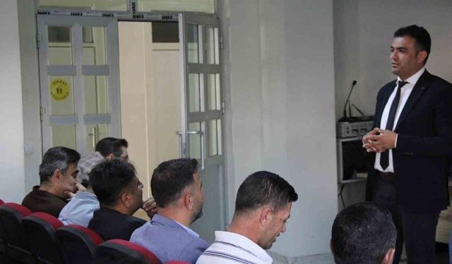 Cizre’de ehliyet sınav sorumlularına kritik eğitim