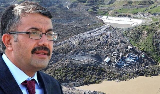 Bakan Yardımcısı Ali Çelik'ten Hakkarideki heyelana açıklama