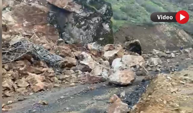 Şemdinli’de Alan Köyü yolunda Heyelan: Yol ulaşıma kapandı
